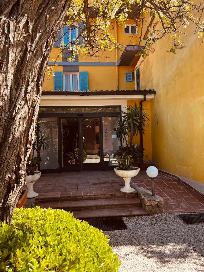 Pfa Hotel - Isola D'Elba Каво Екстер'єр фото